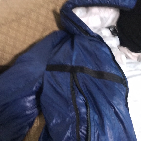 Brand new Nike coat - Picture 16 of 16